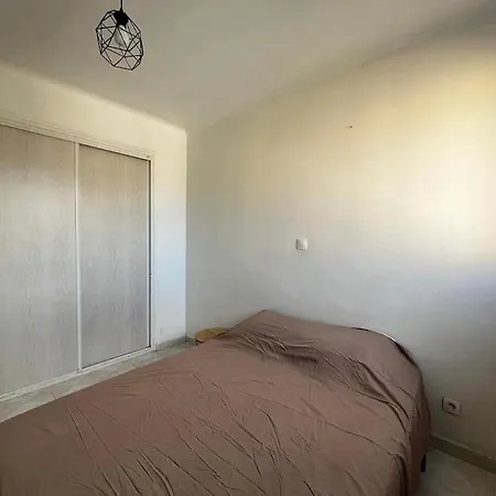 Avec 3 Chambres Апартаменты *
